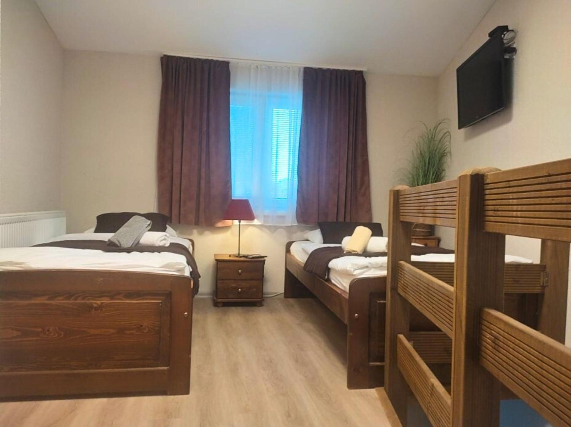 Spa & Pool Apartments Prestige Villa Ivica Marianka Esterno foto